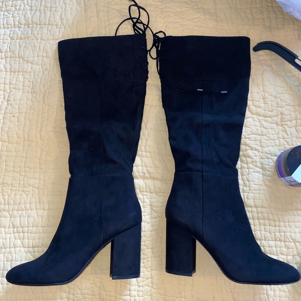 Kenneth Cole Black Heeled Boots